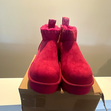 MUK LUKS Cozy Women s Pink Bootie Slippers Faux Fur Lined Zip US 8