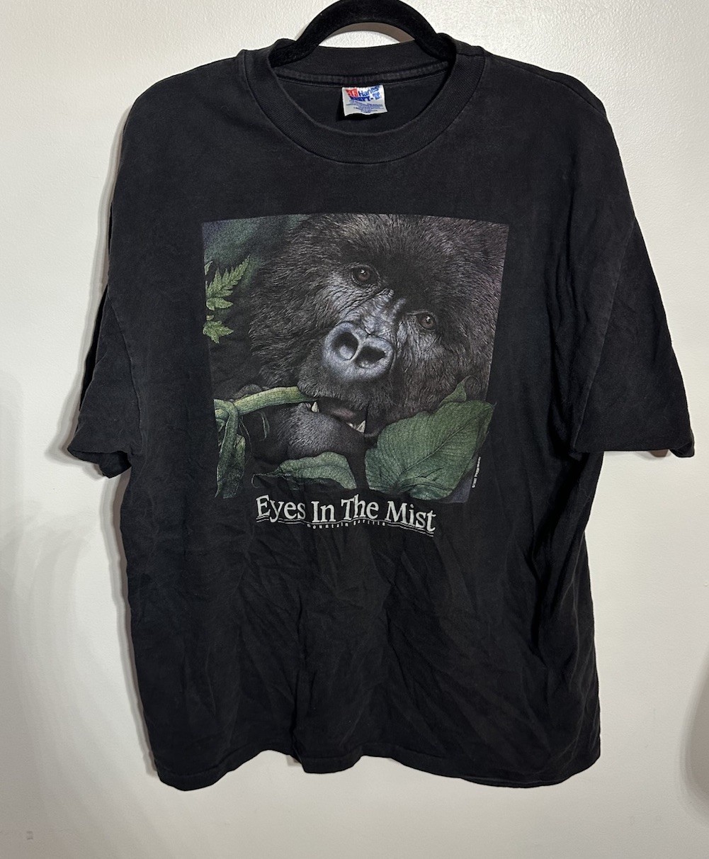 Vintage Eyes in the Mist Mountain Gorilla Memphis Zoo Single Stich XL TShirt ‘92