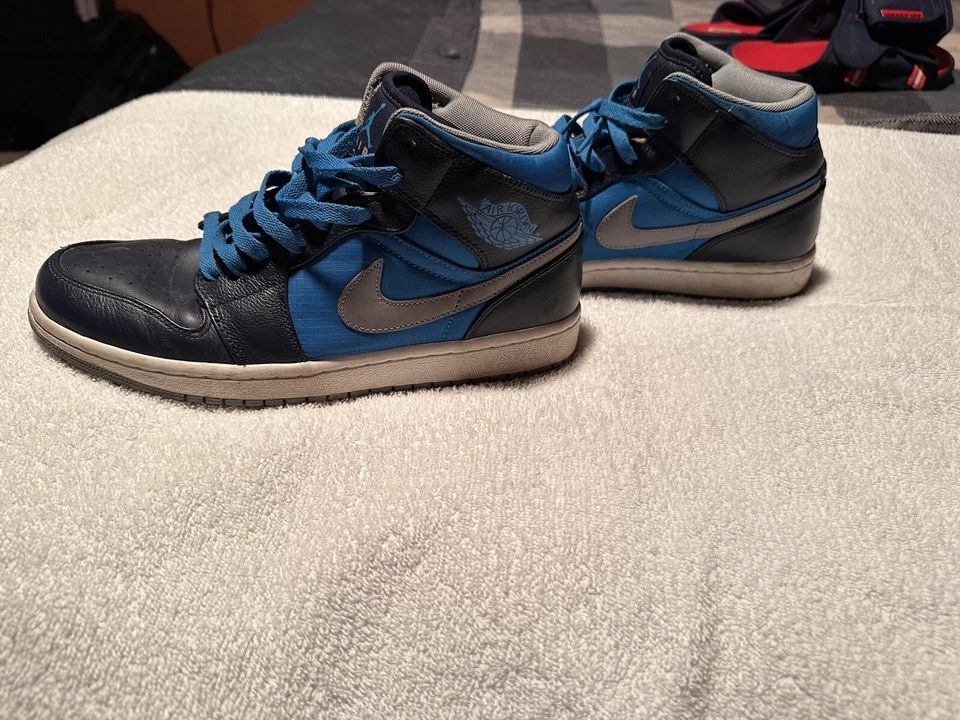 Size 9 - Jordan 1 Phat Mid Obsidian Photo Blue - Imagem 2 de 4