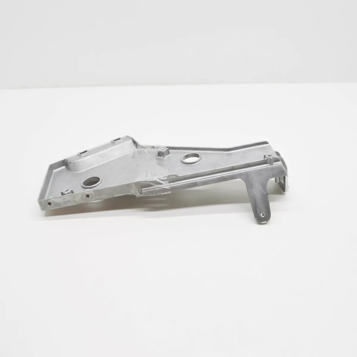 MERCEDES-BENZ GLE W167 Front Slam Panel Bracket A1673203101 2019 