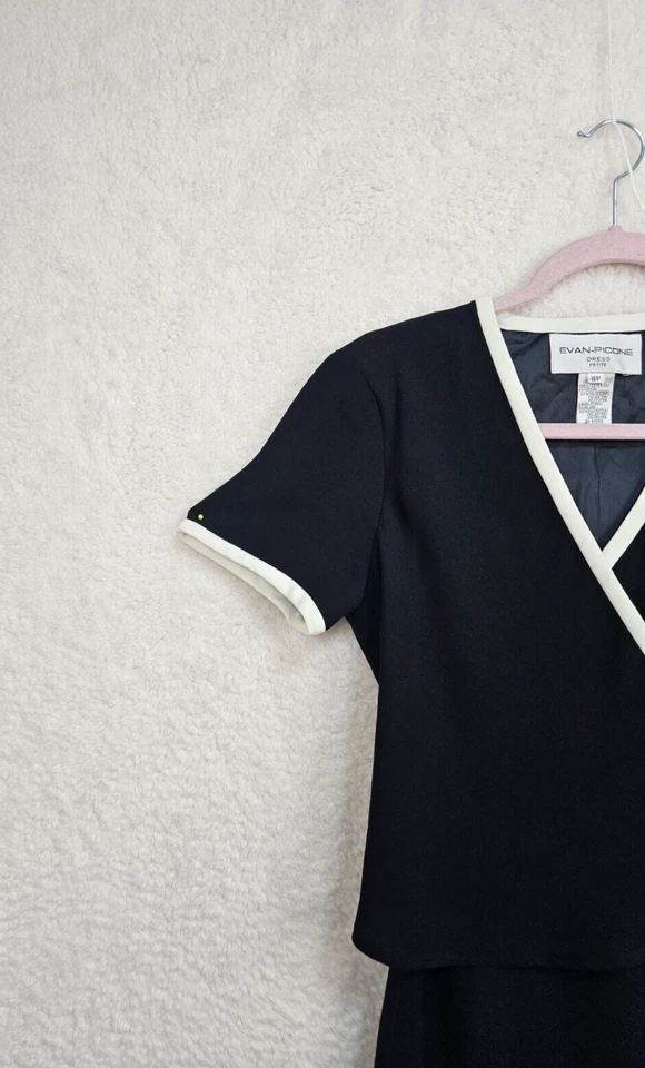 Vestido Evan Picone para mujer 8P negro 100 % poliéster almohadilla para el hombro cuello en V envolvente volantes Foto 2 de 4