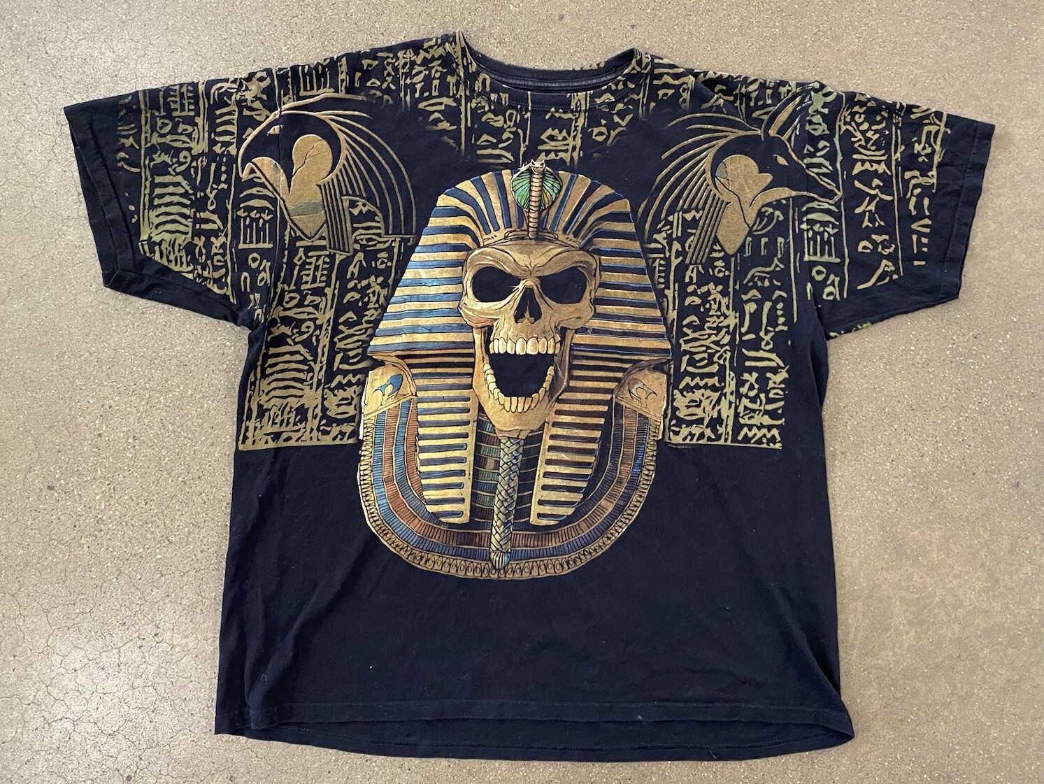 Vtg 2005 Liquid Blue Universal Studios Mummy Retu… - image 1