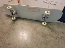 GLOBE Longboard Skateboard BeUnemployable Truck Co Premium 31,5"