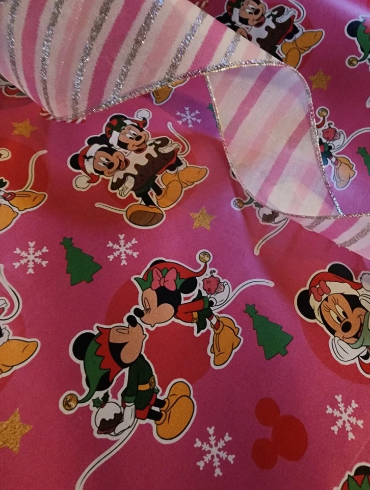 Minnie Mouse Gift Wrap Set, Paper And Ribbon Wrapping Paper SEE DESCRIPTION  — 第 3/3 张图片