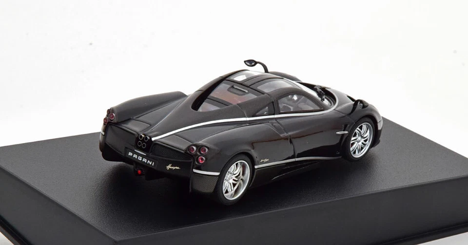 Pagani Huayra 2011 Black With Silver Stripes AUTOart 58209 1/43 Metal Italy - Image 2 of 3
