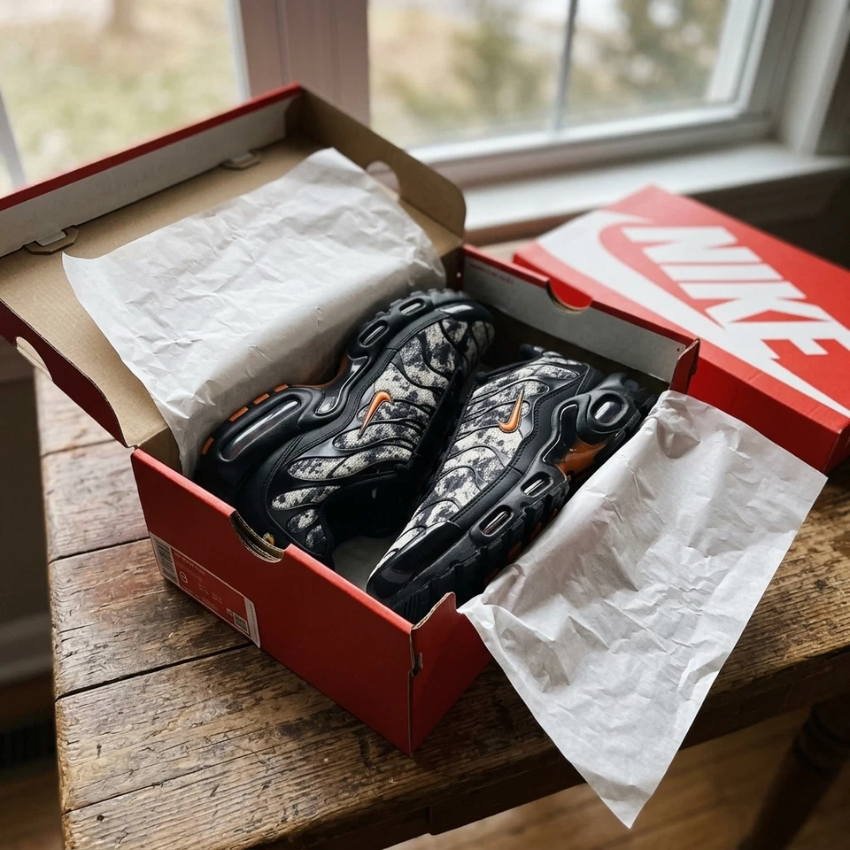 Nike Air Max Plus GS TN Black Safety Orange FV6915-001 EU 36,5 Neuve boite - Photo 3/4