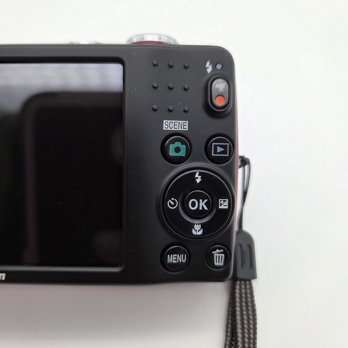 Nikon COOLPIX L26 Point & Shoot Digital Camera 16.1MP Wide 5x Zoom