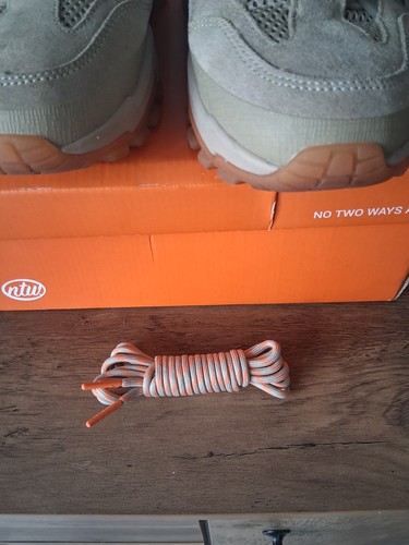Notwoways ARW Subsolar Trainers UK Size 9 boxed with spare laces worn once - Picture 2 of 7