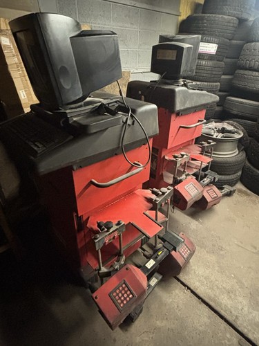 The Sun PC Model EEWA-101A Wheel Alignment