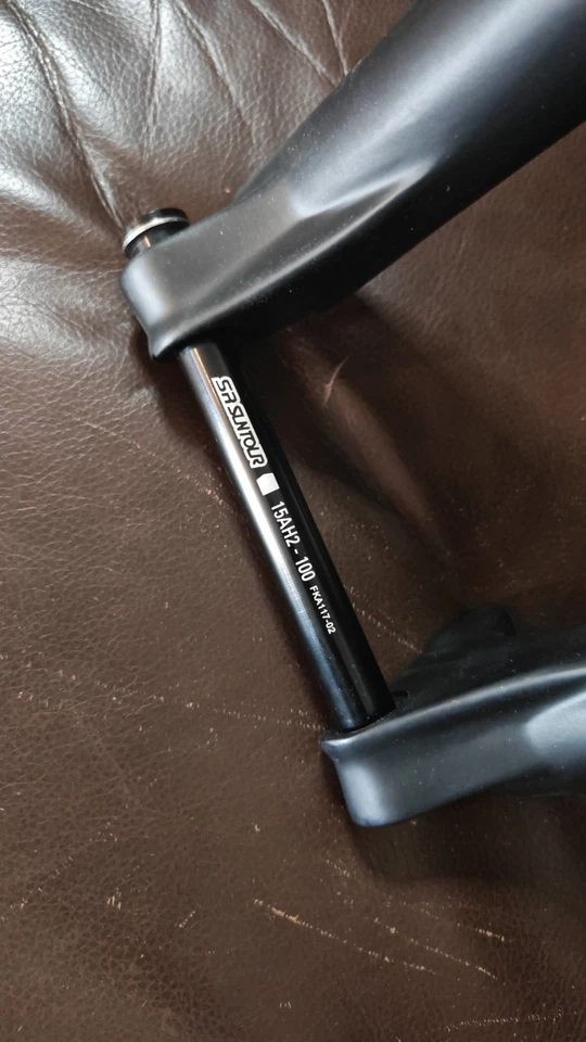 Suntour XCR32 LO-R DS Coil Fork Black, 29", 130mm Travel, 1.1/8" - 1.5" Tapered. - Image 4 of 4