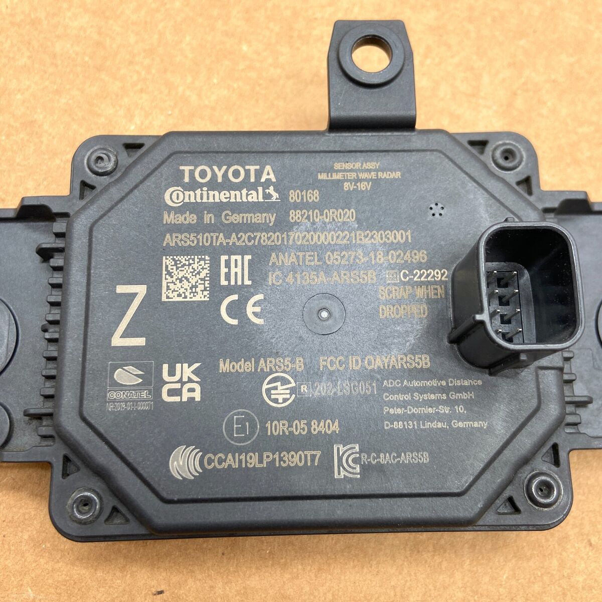 OEM 22-23 Toyota RAV4 Cruise Control Distance Sonar Sensor OEM 22-23 Toyota RAV4 Cruise Control Distance Sonar Sensor