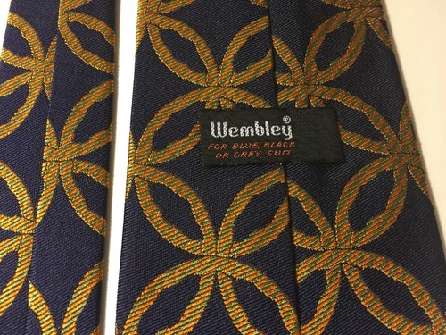 Beautiful Wembley navy blue with interlocked green orange circles neck tie 53" - Picture 7 of 9