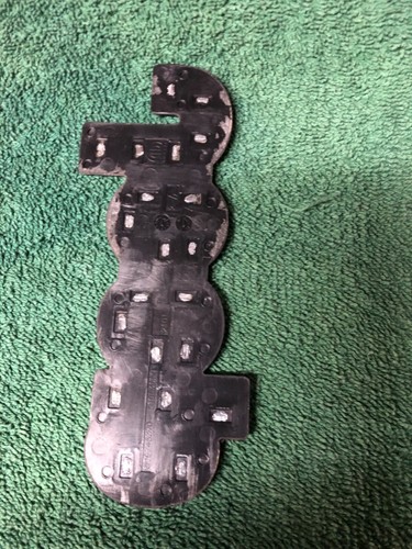 2015-18 Jeep Renegade Tailgate Emblem - Picture 7 of 7