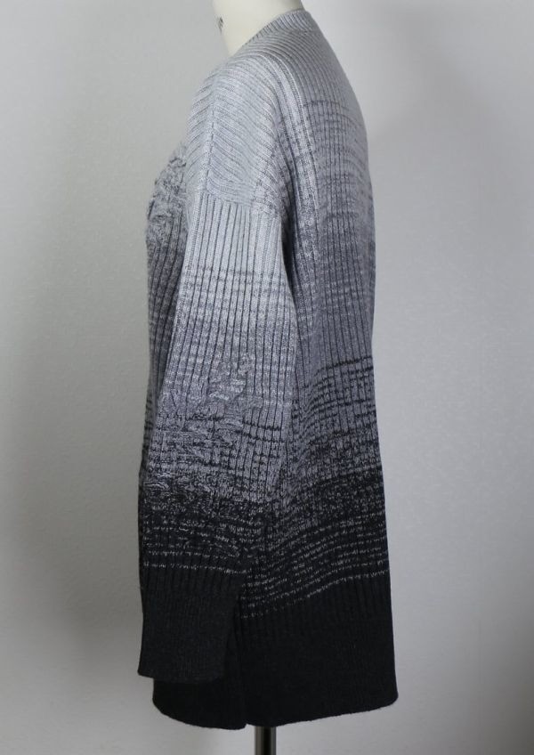 CHANEL 22AW Coco Mark Button Gradient Cashmere Kn… - image 4