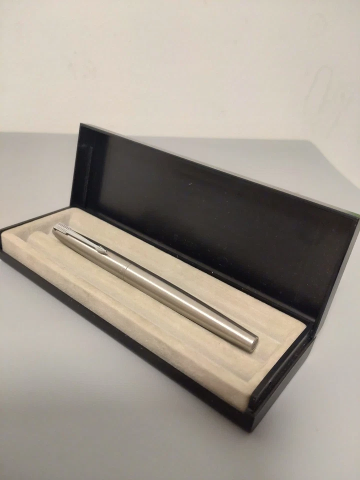 Vintage Parker Füllfederhalter Edelstahl silber im Etui Füller Made in France - Bild 2 von 4