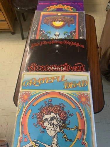The Grateful Dead  Lot 4 The Best Of Vinyl LP