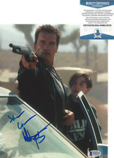 EDWARD FURLONG SIGNED 'TERMINATOR 2: JUDGMENT DAY' 8x10 PHOTO B BECKETT COA BAS
