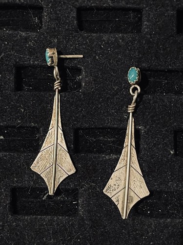 Vtg Native American Sterling Feathers Dangle Turquoise Trading Post Earrings - Picture 2 of 4
