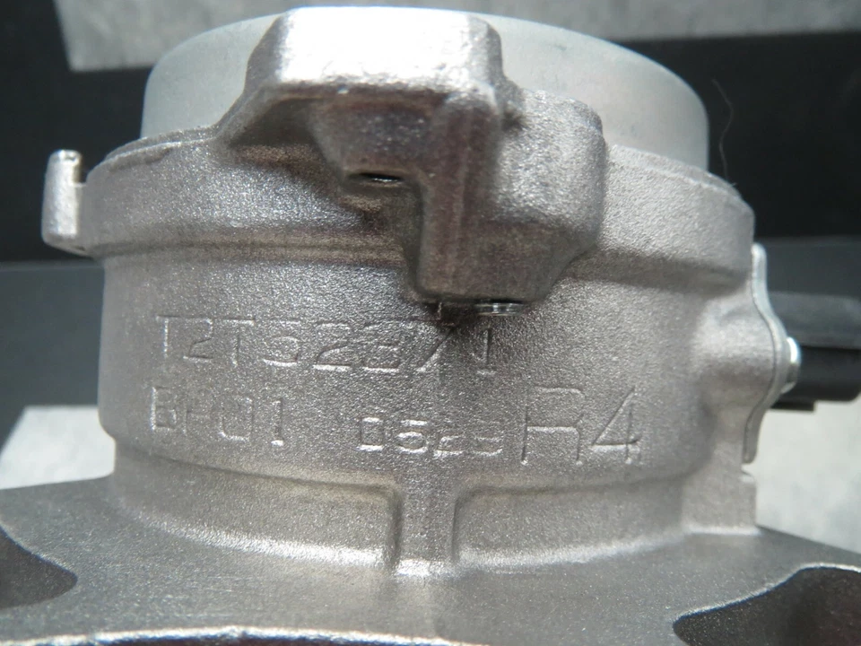 Distribuidor Reman para 92-94 Mazda 323 MX-3 Kia Sephia Hecho en EE. UU. - ¡Envío rápido! Foto 4 de 4