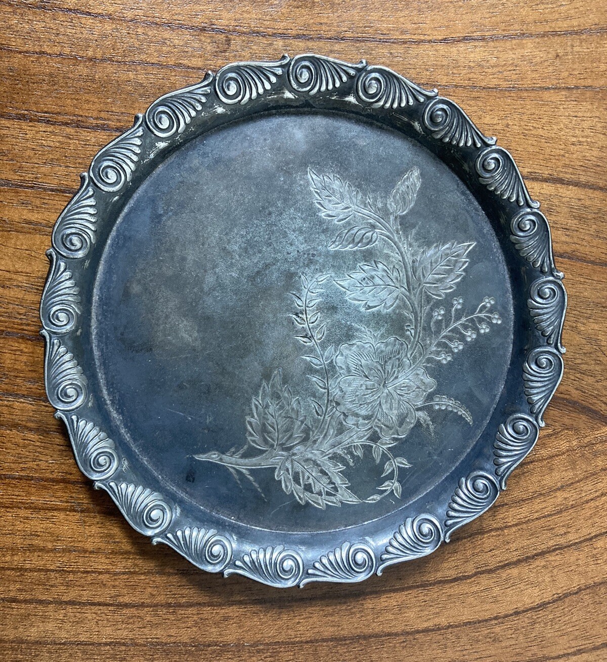 The Middletown Plate Company Dish Trinket Tray Quadruple Plated 18 White Metal