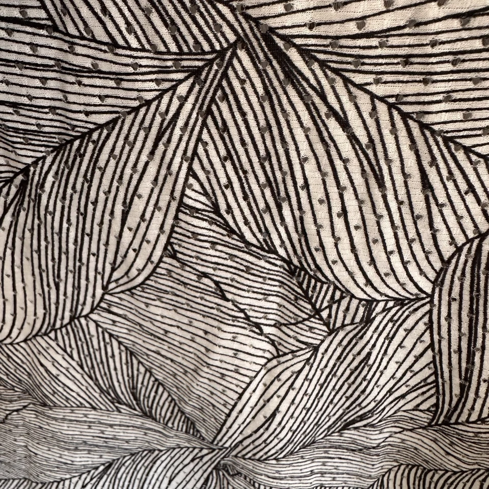 Sudadera con Capucha Maaji Active Wear Perforada Blanca Negra Tropical Manga Larga Talla L Foto 4 de 4