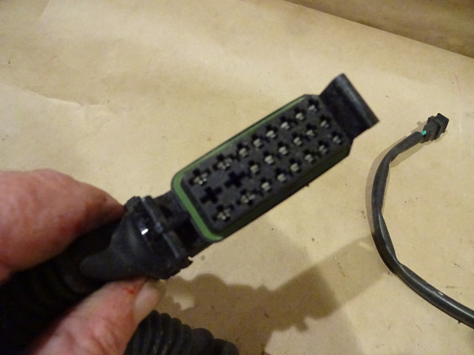Ferrari 355 - LH Driver Door Connection Cables - P/N 152185
