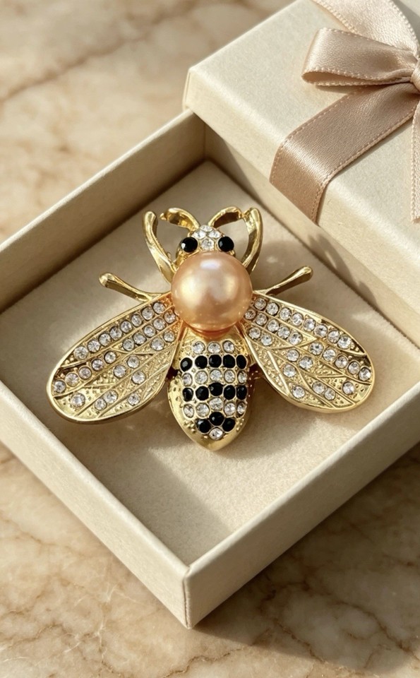 Design Insect Bee Brooch – Women’s Delicate Crystal Rhinestone Pin ...