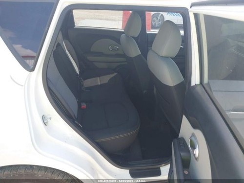 2015 KIA SOUL Transmission Shift  - Picture 9 of 24