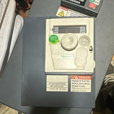 Schneider Electric ATV312H075N4 VFD 3-Phase 380-500V 0.75KW 1HP