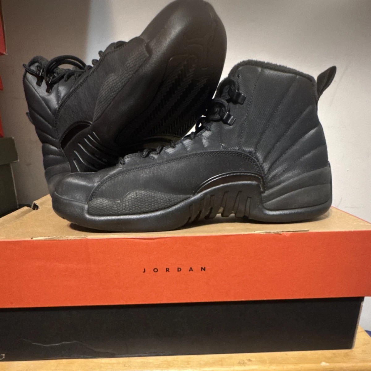 Air Jordan 12 Retro Winter Size 11 Air Jordan 12 Retro Winter Triple Black | Mercari main image 3