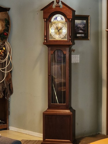 Vintage Grandfather clock Emperor West German Model, Walnut B122/18 - READ
