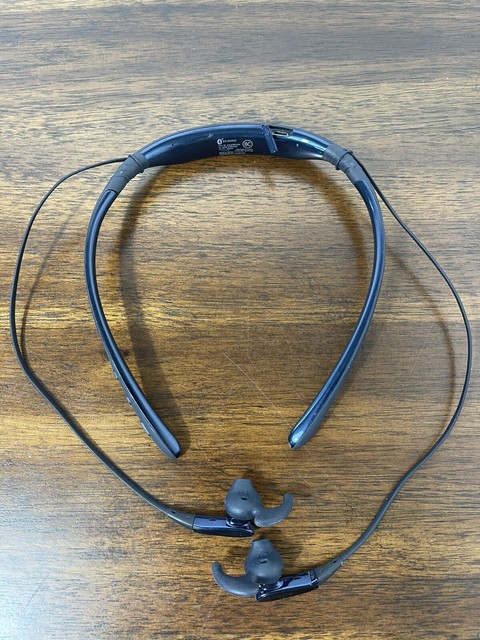 Samsung Level U Bluetooth Wireless In 