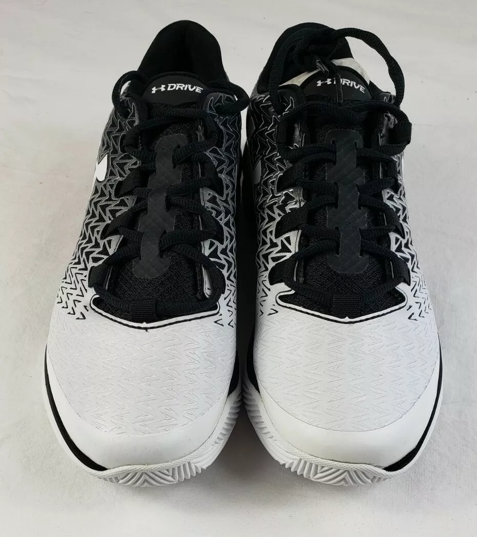 Under Armour UA Clutchfit Drive 3 Low Black White White Size 8