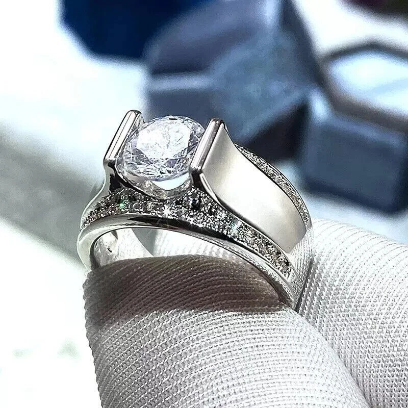 Anillo de compromiso elegante enchapado en plata de 2,12 quilates circonita cúbica de San Valentín para hombre Foto 4 de 4