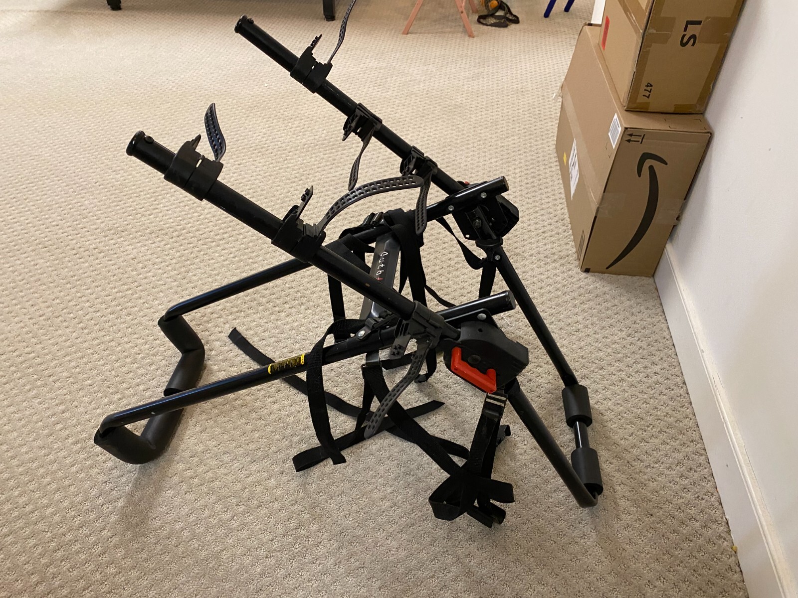 Undamaged Black Saris Graber Outback 3Bike Car Rack General