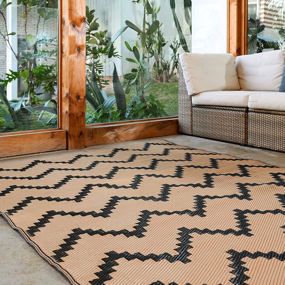 Plastic outdoor rugs deals