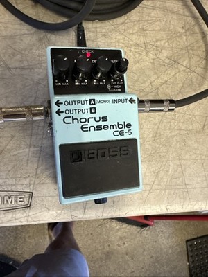 Boss CE-5 Chorus Ensemble (Dark Gray Label - Made in Taiwan) very good Tested