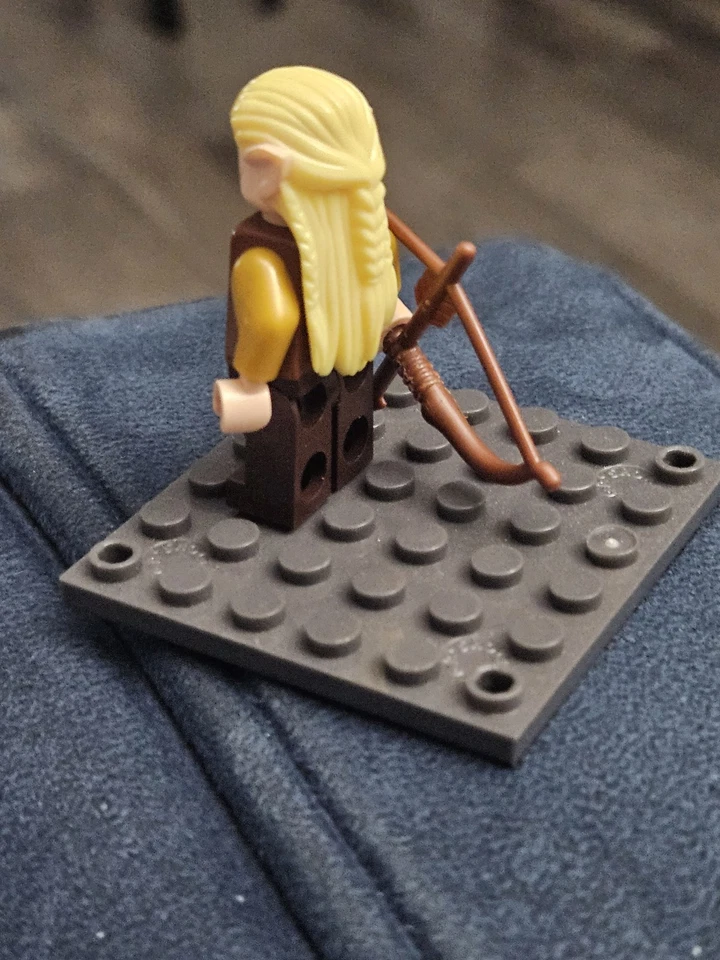 LEGO Legolas Greenlead minifigure 79001 79017 30215 LOTR Hobbit Complete - Image 3 of 3