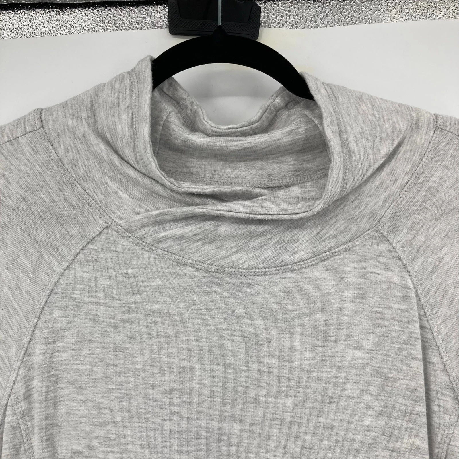 yogalicious heather modal stretch thumbhole active shirt
