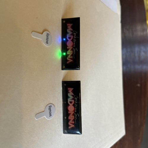 Pair Of MADONNA Confession Tour LIGHT Up PIN All 4 Lights Working New - Picture 4 of 24