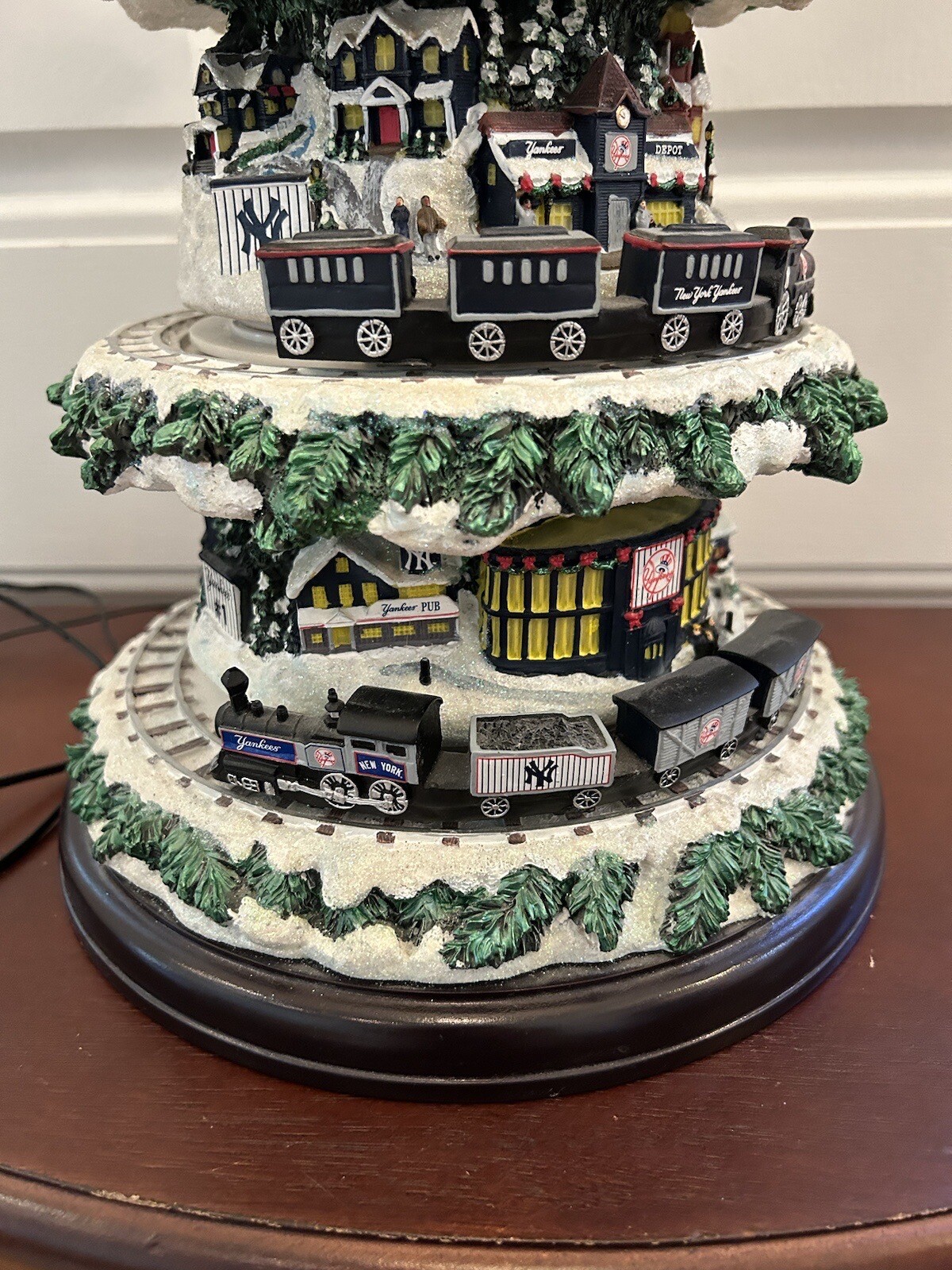 Danbury Mint Yankees Christmas Tree Village Light Up 2011 eBay