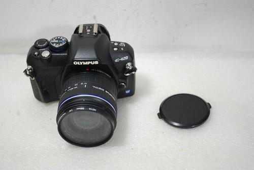 Olympus E-420 10.0MP, 2.7" LCD W/ 14-42mm lens, Excellent SC 776 - Picture 2 of 18
