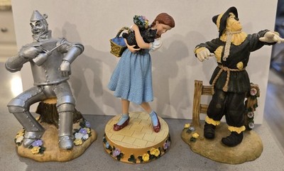 Wizard of Oz Dorothy Tin Man Scarecrow figures Enesco Turner Entertainment 1999