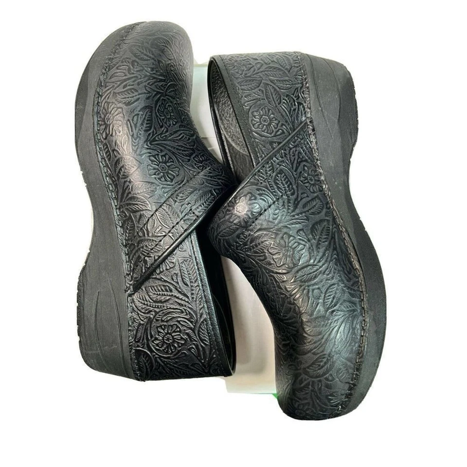 Dansko Clogs Shoes Women 11.5 12 US 42 EU Floral Black Tooled Leather XP 2.0 Pro - Image 4 of 4