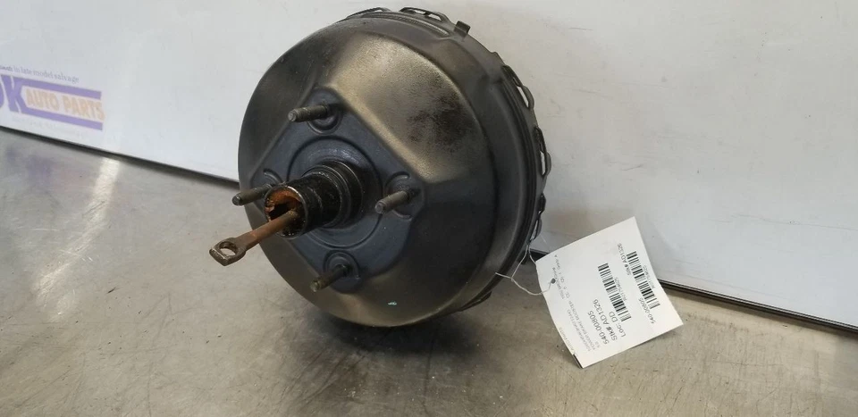 92 CADILLAC BROUGHAM POWER BRAKE BOOSTER - Image 4 of 4