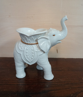 Lenox Porcelain Elephant Tea Light Candle Holder Figurine Ivory And Gold Animal