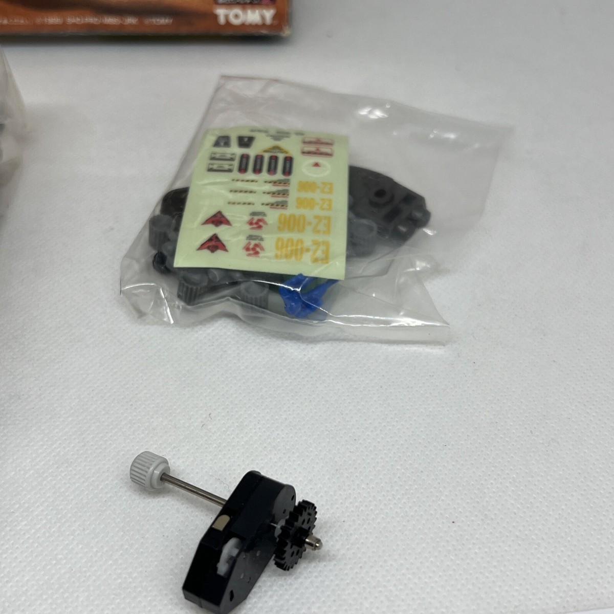 Takara Tomy ZOIDS EZ-006 MOLGA SIDE OF EMPIRE Insect Type - Model