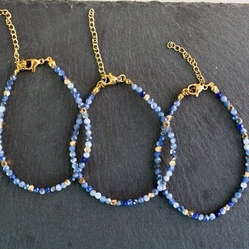 LOVELY BLUE SAPPHIRE Gemstone Beaded Bracelet Dainty Jewelry Sapphire blue - Picture 3 of 9