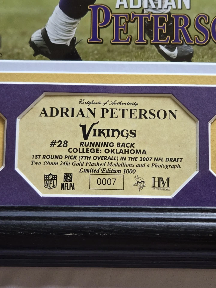 罕见 Highland Mint Adrian Peterson 带框限量版 照片和镀金硬币  — 第 2/4 张图片