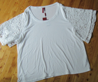 Love Scarlett 3X White Lace Layered Elbow SL Round-Neck NWT Tee Top Nice